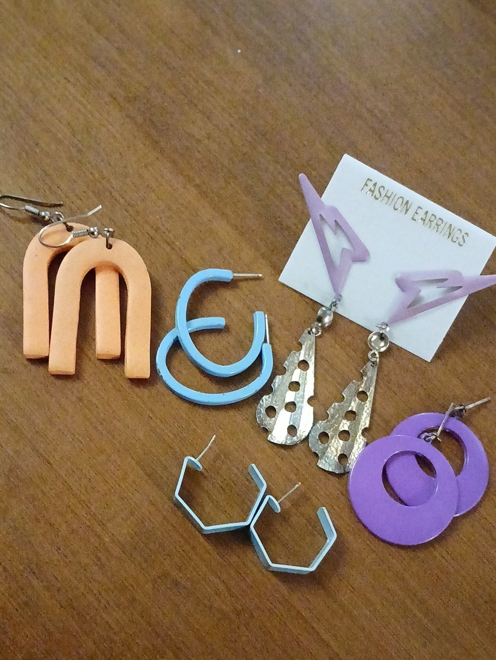 90's Assorted Women's Fashion Earrings -5 Pairs Purple, Peach, Blue, Silver
